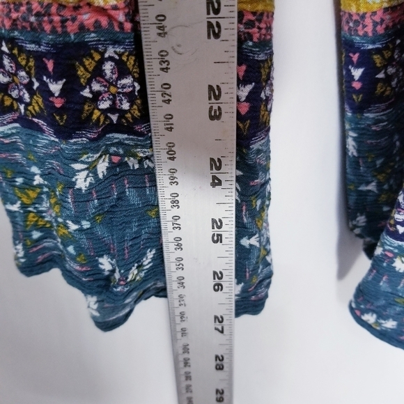 Mudd Jumpsuit size S Romper One‎ piece keyhole back button closure blue floral S - Picture 6 of 16